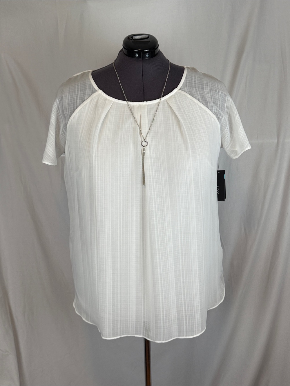 Women's Alyx Woman White Short Sleeved Blouse with Detachable Necklace NWT 2X